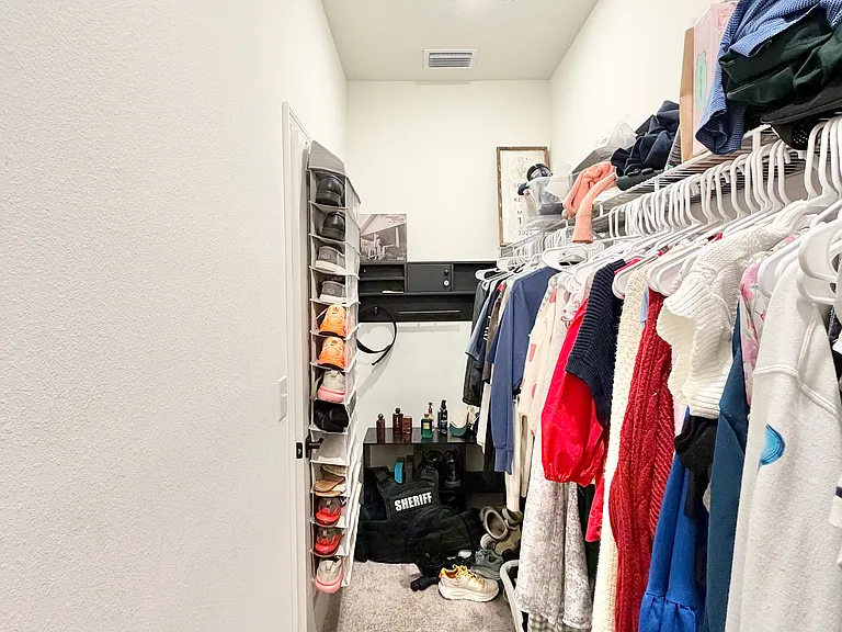 639 Alder Ln — Photo 16