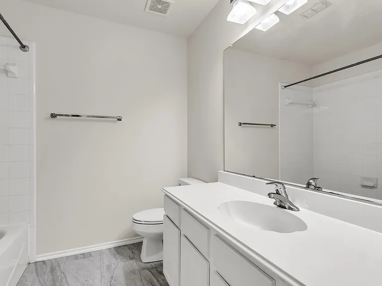 2429 Clear Field Dr — Photo 24