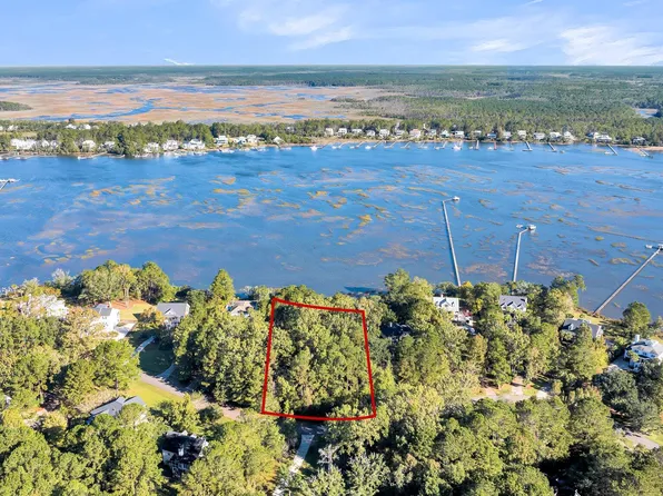 442 Commonwealth Rd, Mount Pleasant, SC 29466
