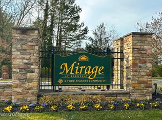 12 Edgewater Path, Barnegat, NJ 08005