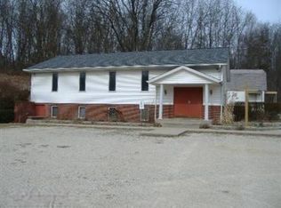 60872 S Us Highway 131, Three Rivers, MI 49093