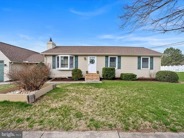 170 N Linden St, Manheim, PA 17545