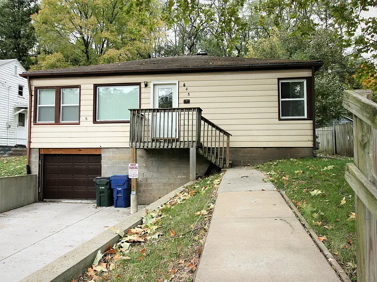 445 Waverly Rd — Photo 14