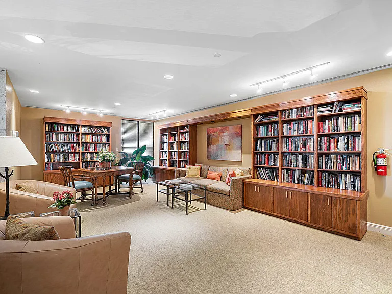 5080 N Ocean Dr #19D — Photo 24