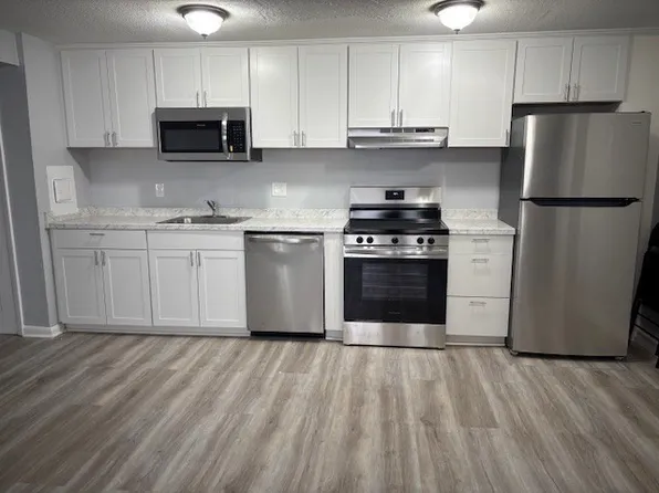 127 Atlantic Ave APT 4, Revere, MA 02151