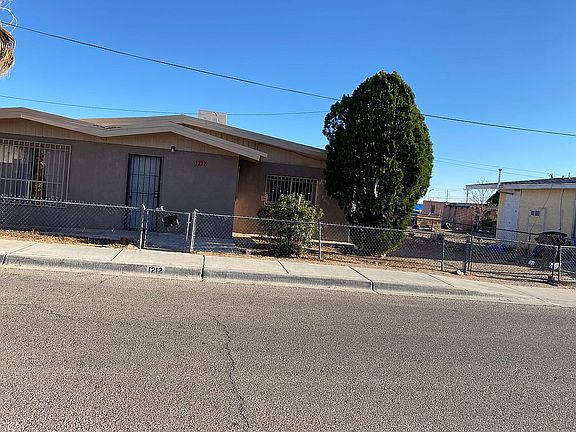 2nd image of 1212 E May Ave