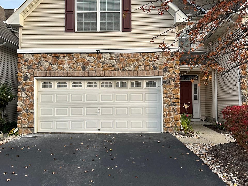 2 Car Garage
