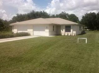 1039 Meadow Rd, Lehigh Acres, FL 33973