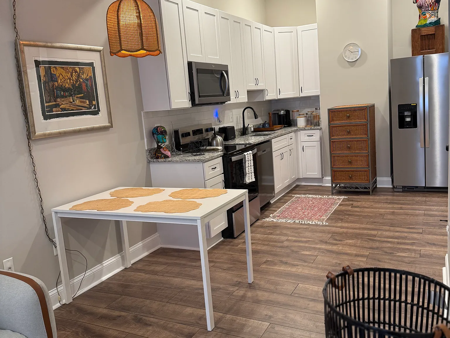 2 bed, 1.5 bath, 850 sqft, $1,799 — Photo 1