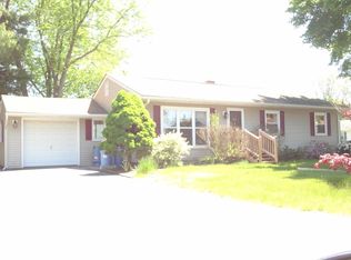 61 Ridgeview Cir, Ludlow, MA 01056