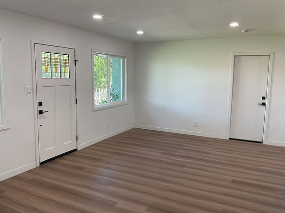 3rd image of 13264 2nd St