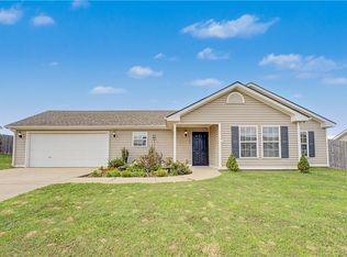 1460 Battery Dr, Prairie Grove, AR 72753