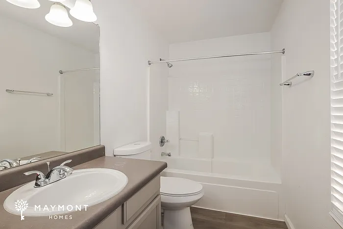 2327 E 35th Ave — Photo 11