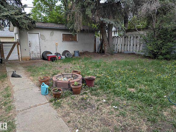 5th image of 10650 76th Ave NW