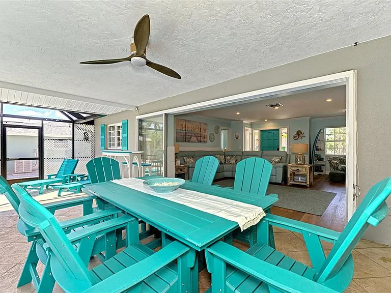 307 Avenida De Paradisio — Photo 42