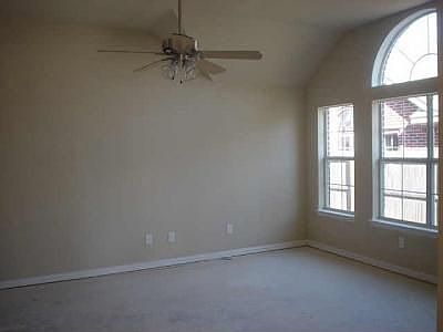2nd image of 504 Colesher St