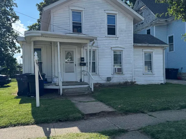 473 N Washington St, Janesville, WI 53548