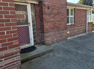 2705 S 240th St #HSE, Kent, WA 98032