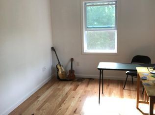 31 Shumway St, Amherst, MA 01002