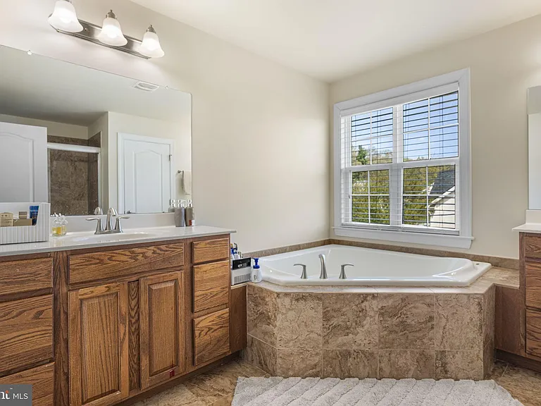 1417 Stockton Rd — Photo 15