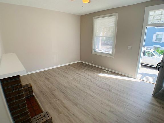 5th image of 4529 Carter Ave