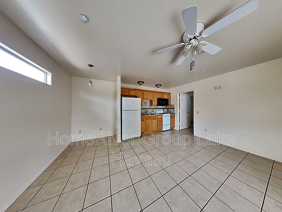 2nd image of 1140 Avalon Ave Unit 106