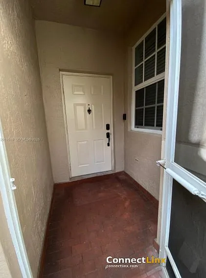 2041 Pompeii Ct — Photo 5