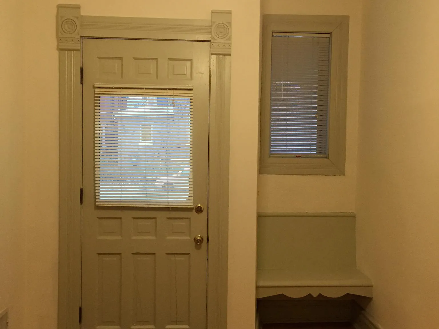 3 bed, 2.5 bath, 1700 sqft, $1,500 — Photo 3