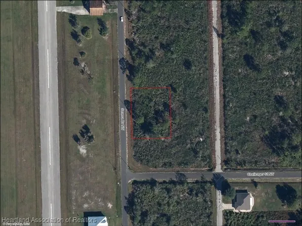 674 Seneca Dr NW, Lake Placid, FL 33852