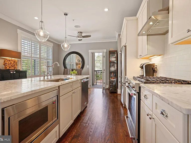 509 Franklin St NE #1 — Photo 13
