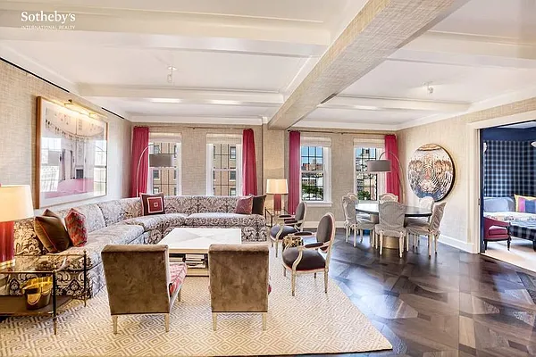 Sold by Sotheby's International Realty | media 1