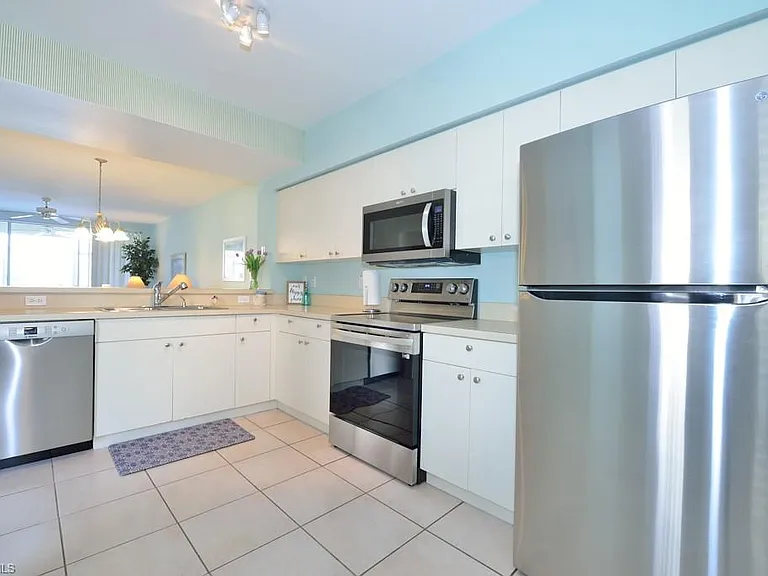 4960 Deerfield Way #E-102 — Photo 9
