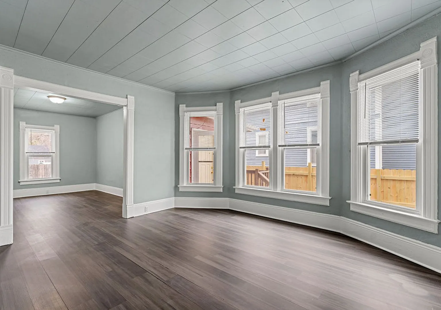 506 E Parkway Ave — Photo 4