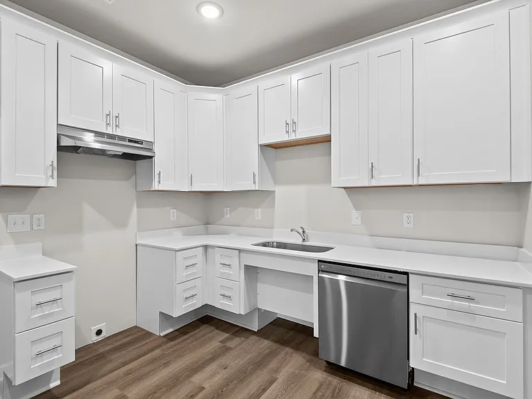 223 S 11th St #106 — Photo 28
