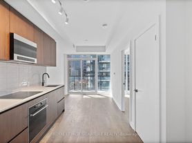 127 Broadway Ave