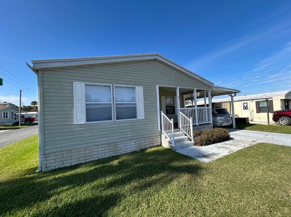 2 Topaz Dr, Eustis, FL 32726