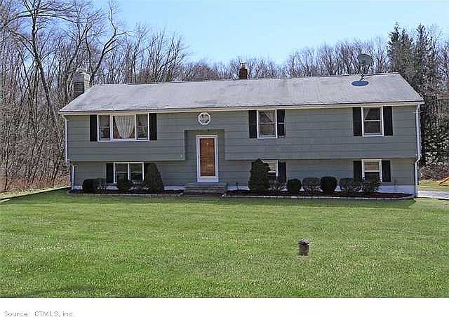 2nd image of 8 Alder Ln