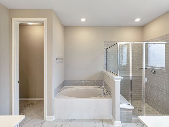 Cedar Pointe - Blake Interior Image 5