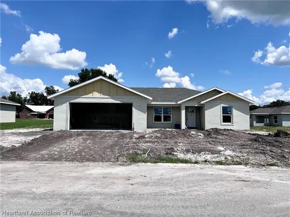 235 Hidden Creek Cir, Wauchula, FL 33873