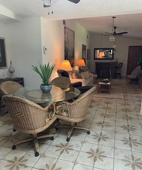 629 Madrid Ave — Photo 8