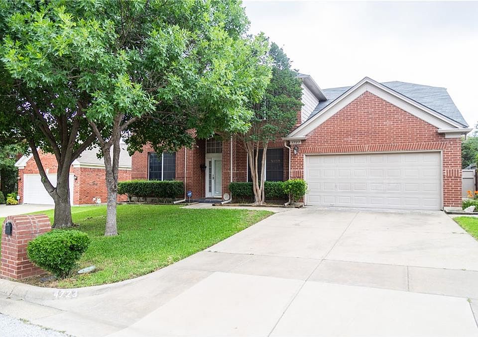 1st image of 4723 Aramis Dr