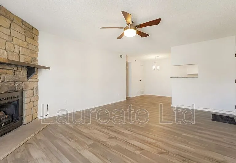 8555 Fairmount Dr #I202 — Photo 4