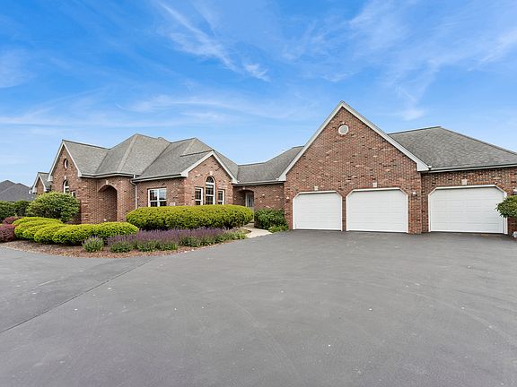 3rd image of 6509 W Lakeway Dr