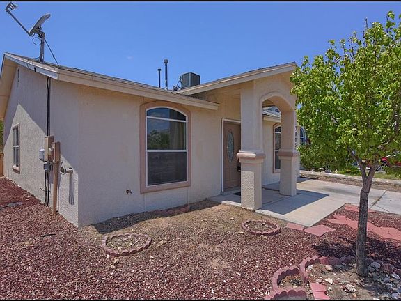 2nd image of 3805 Tierra Joya Pl
