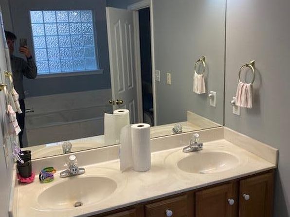 lexington-kentucky-77581044 picture