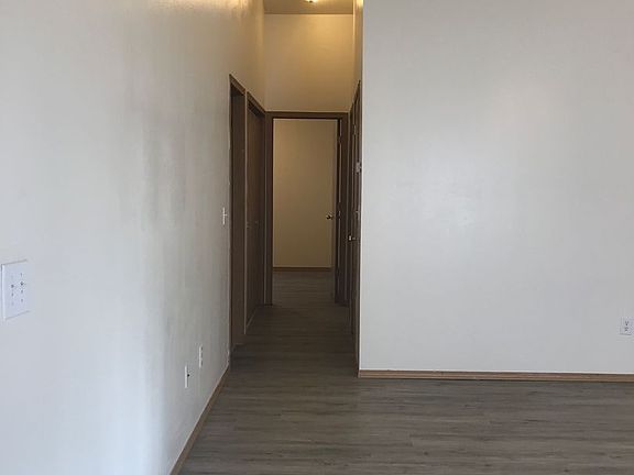 3rd image of 207 S Oak Cliff Ave APT 4