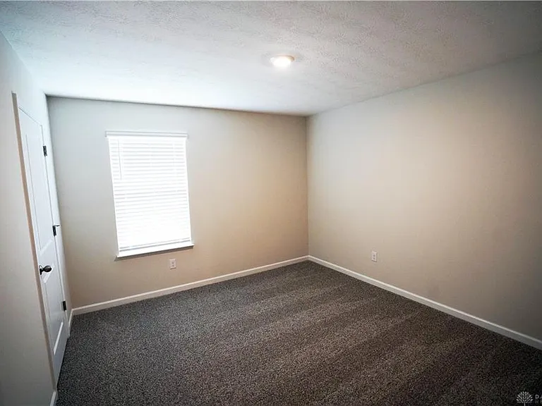 1512 Hawkshead St — Photo 18
