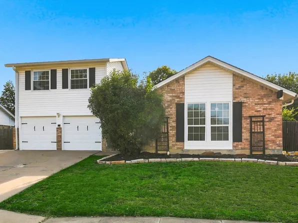 6008 Martha Dr, Watauga, TX 76148