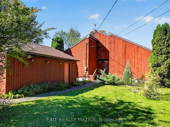 279 Felton Cres, Russell, ON K4R 1E5