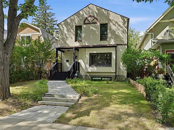 2nd image of 2848 Retallack STREET
